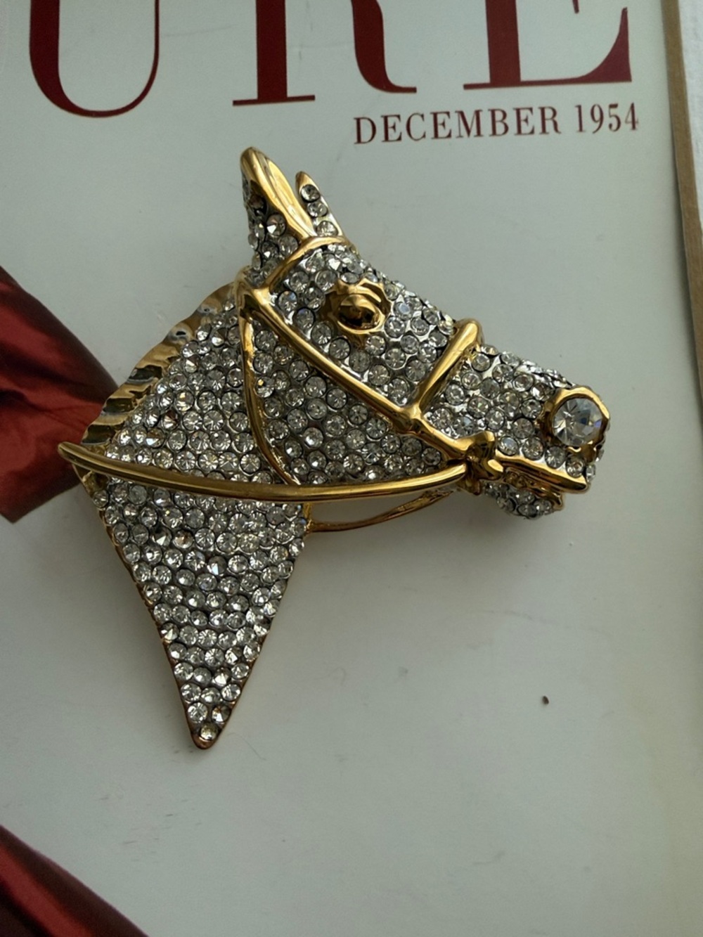 Gold and Clear Crystal Horse Head Brooch - Unbranded - Picture 3 of 6